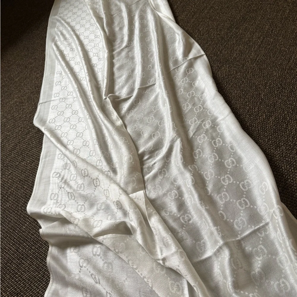 Gucci Cream Jacquard GG Silk Blend Scarf